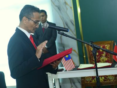 6.5.2026.%20Majlis%20Angkat%20Sumpah%20YB%20LA-intro-4d382fb8